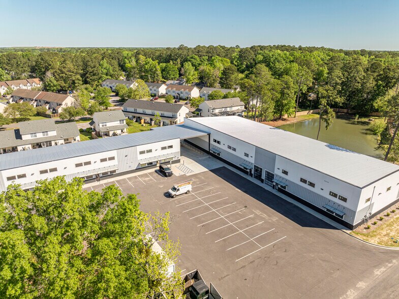 More Photos Of 8120 Windsor Hill Blvd, North Charleston Light Distribution For Lease