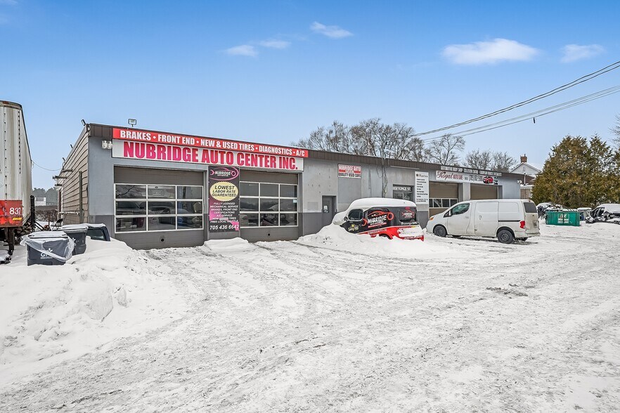 More Photos Of 6938 Yonge St, Innisfil Auto Repair For Sale