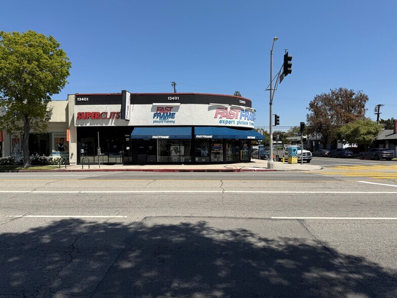 Primary Photo Of 13401 Ventura Blvd, Sherman Oaks Storefront For Lease