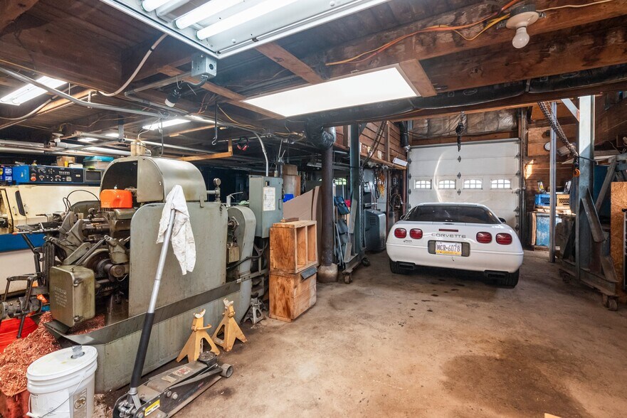 More Photos Of 1112 W Bridge St, Spring City Warehouse For Sale