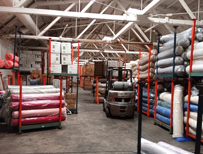 More Photos Of 1654-1658 Tarleton St, Los Angeles Warehouse For Sale