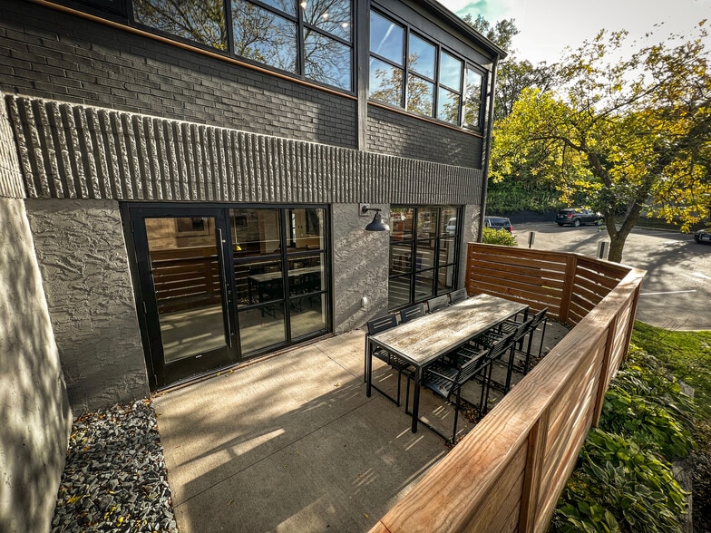 More Photos Of 13815 Ridgedale Dr, Hopkins Office For Sale