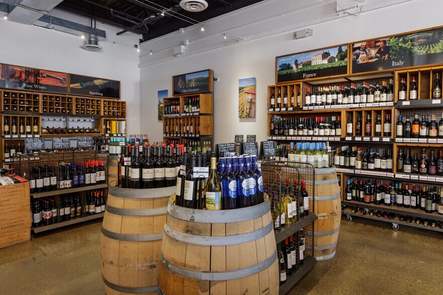 More Photos Of 126 S Ridge St, Rye Brook Unknown For Lease