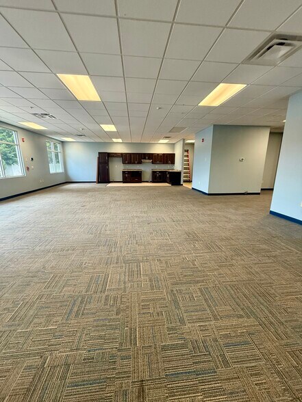 More Photos Of 585 White Mountain Hwy, Milton Storefront For Lease