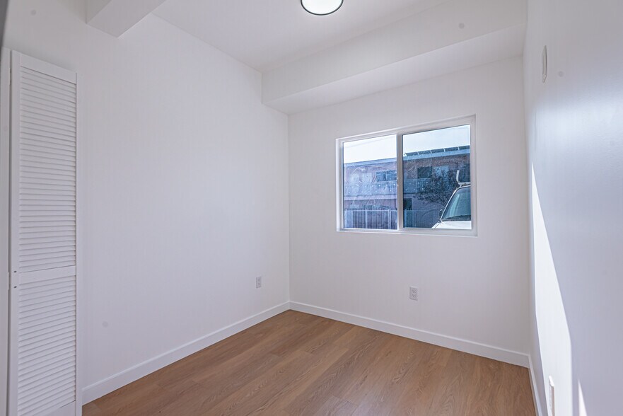 More Photos Of 4771 Marathon St, Los Angeles Apartments For Sale