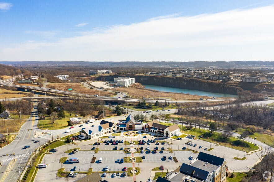 More Photos Of 12 General Warren Blvd, Malvern Storefront Retail Office For Lease