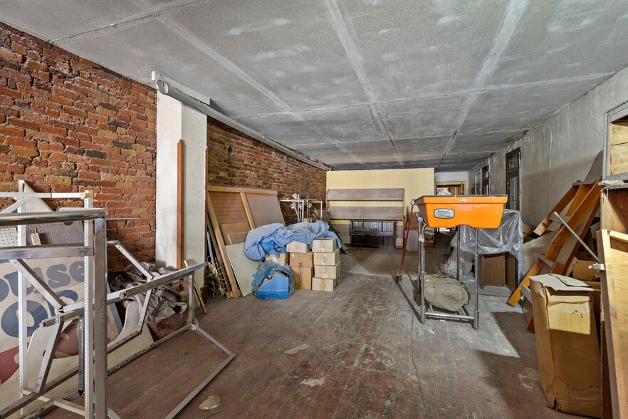 More Photos Of 2208-2212 S Washington blvd, Ogden Storefront Retail Office For Sale