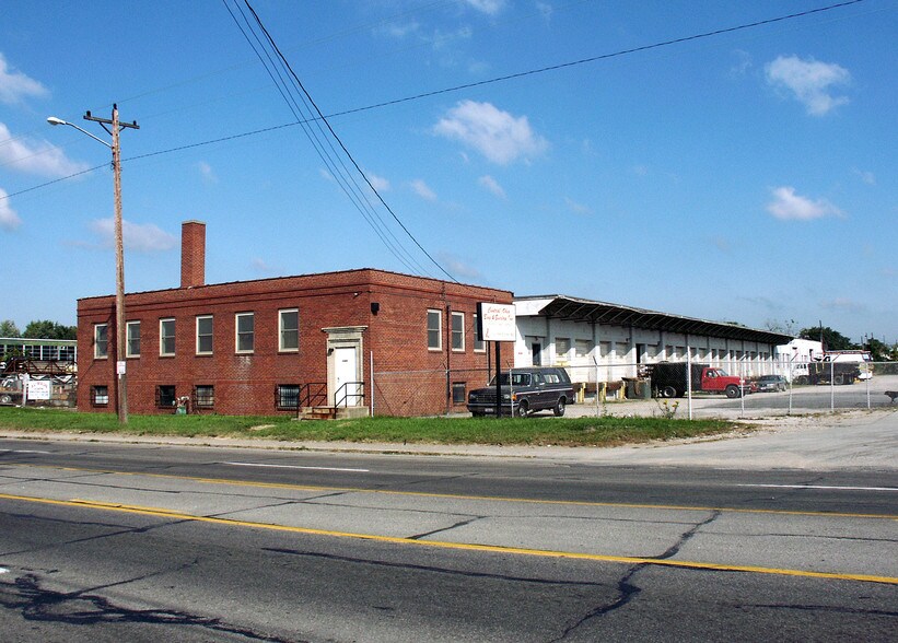 More Photos Of 1000 E 5th Ave, Columbus Truck Terminal For Lease