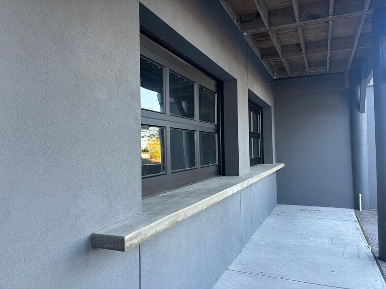 More Photos Of 87 Center St, Folly Beach Restaurant For Lease