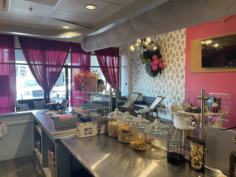 More Photos Of 3617 Perkins Rd, Baton Rouge Storefront For Lease
