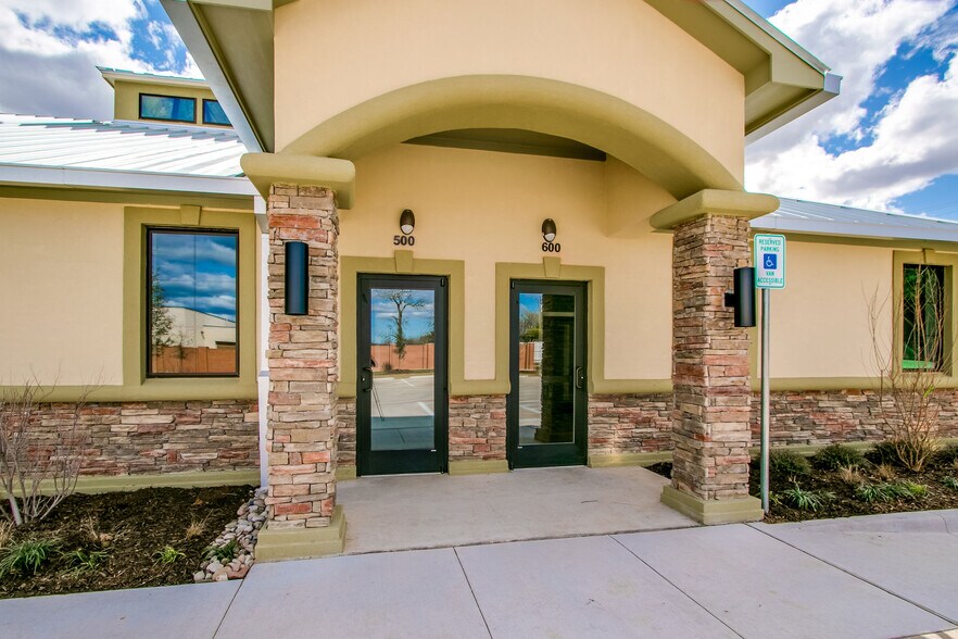 More Photos Of 360 Rufe Snow Dr, Keller Office For Lease