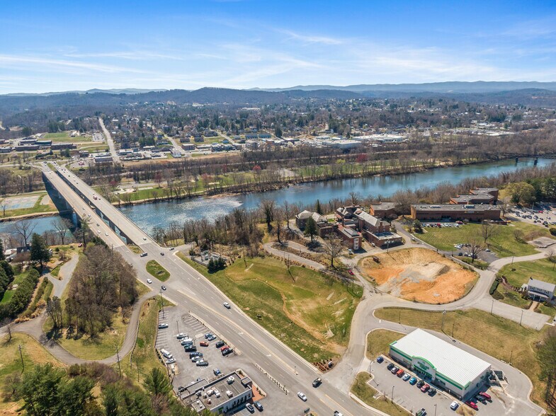 More Photos Of Lee Hwy, Radford Land For Sale