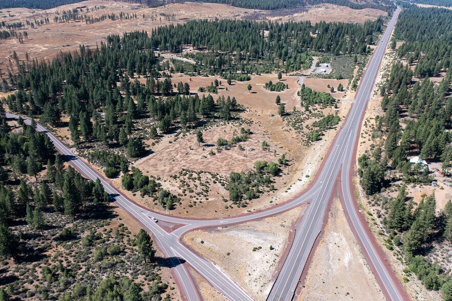 More Photos Of Hwy 97 @ Hwy 422, Chiloquin Land For Sale