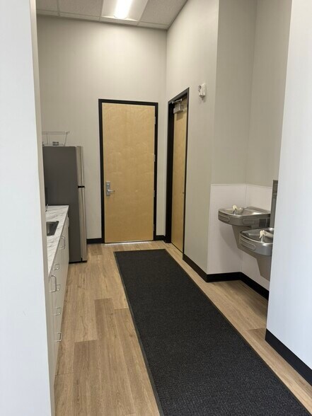 More Photos Of 3437 W Water St, Riverton Industrial For Lease