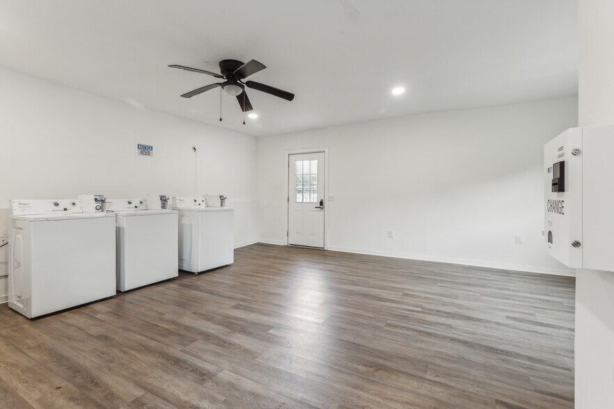 More Photos Of 545740 US Highway 1, Callahan Apartments For Sale