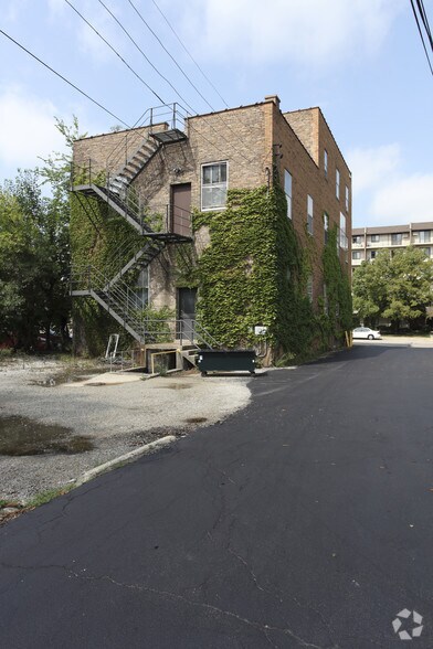 More Photos Of 4949 Forest Ave, Downers Grove Office For Lease