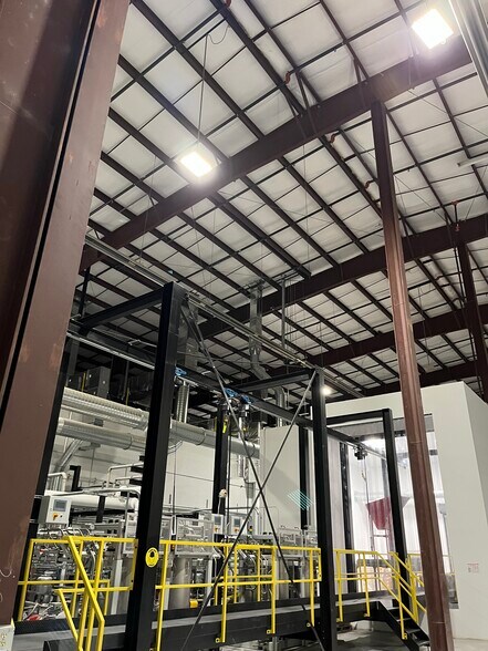 More Photos Of 717 E Industrial Blvd, Pueblo Distribution For Sale