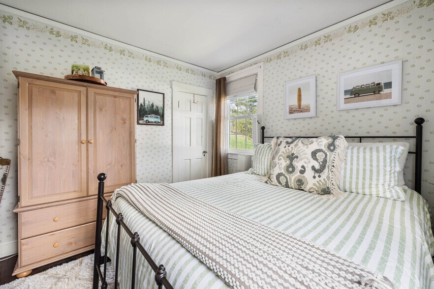 More Photos Of 193 Route 9 W, Wilmington Specialty For Sale