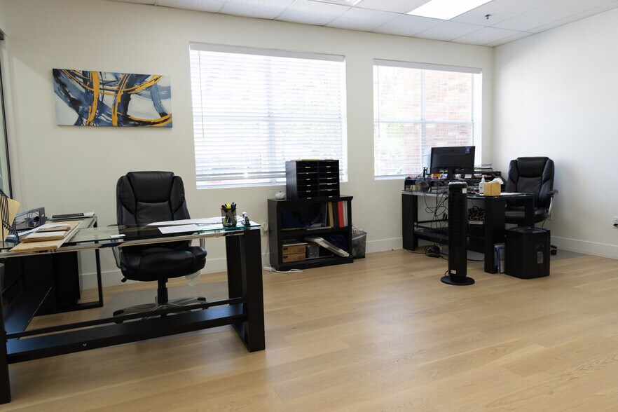 More Photos Of 515 W Southlake Blvd, Southlake Medical For Lease