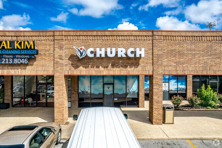 More Photos Of 11803-11855 Perrin Beitel Rd, San Antonio Unknown For Lease