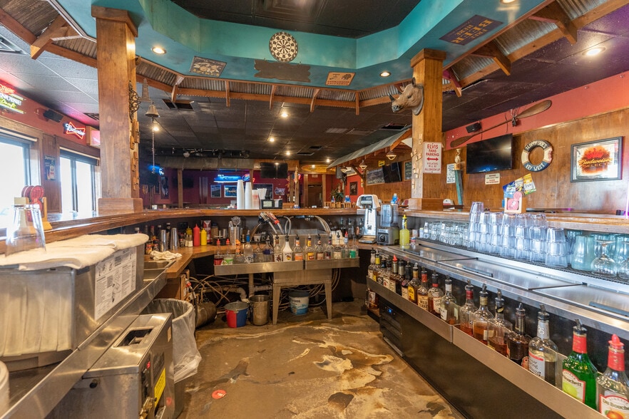 More Photos Of 1401 S Morley St, Moberly Restaurant For Sale