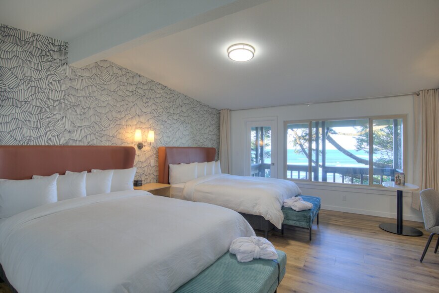 More Photos Of 4651 SR 109, Moclips Hotel For Sale