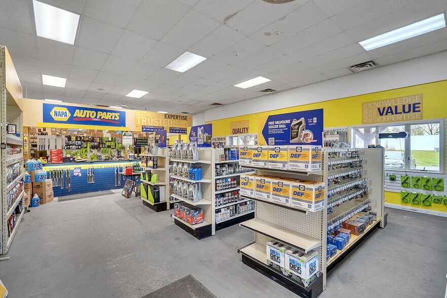 More Photos Of 9992 Main St, Clarence Warehouse For Sale