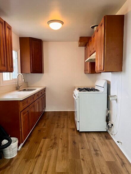 More Photos Of 4118 Redondo Beach Blvd, Torrance Apartments For Sale