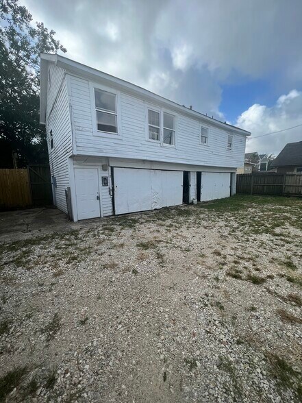More Photos Of 5 Estelle St, Houston Multifamily For Sale