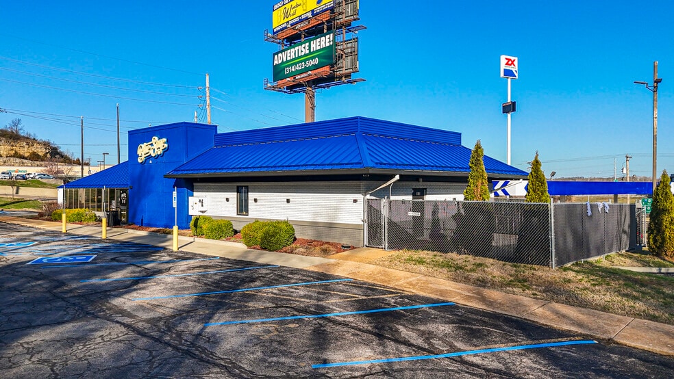 More Photos Of 2093 Smizer Station Rd, Fenton Fast Food For Sale