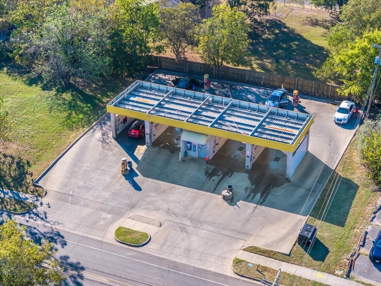 More Photos Of 3937 Lee St, Greenville Carwash For Sale