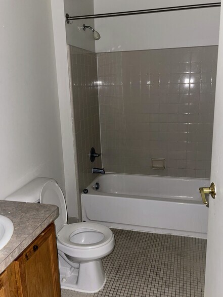 More Photos Of 6442-6460 Michigan Ave, Detroit Apartments For Sale