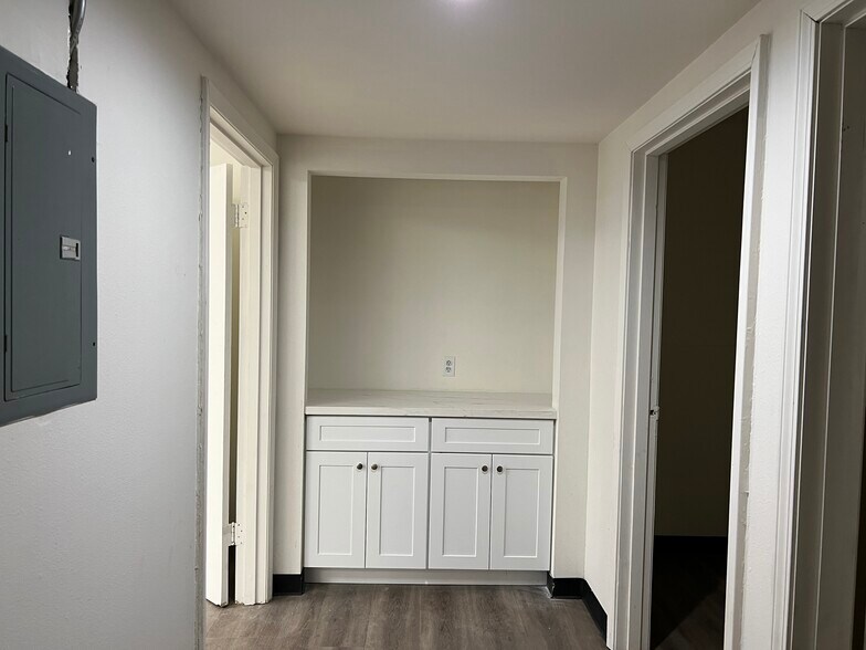 More Photos Of 3768 Rockwell Ave, El Monte Manufacturing For Lease