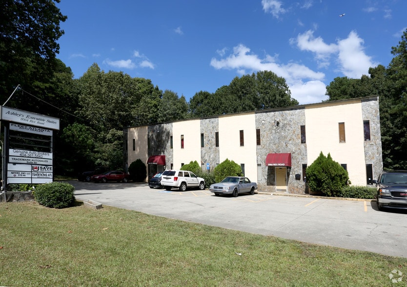 More Photos Of 2054 Rex Rd, Morrow Flex For Sale