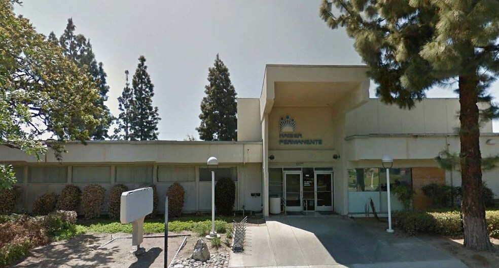 More Photos Of 1025 W I St, Ontario Medical For Lease