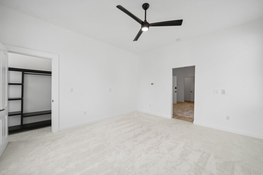 More Photos Of 2810 Griffin Ave, Richmond Apartments For Sale