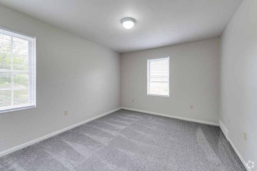 More Photos Of 4130 W Michigan Ave, Kalamazoo Multifamily For Sale