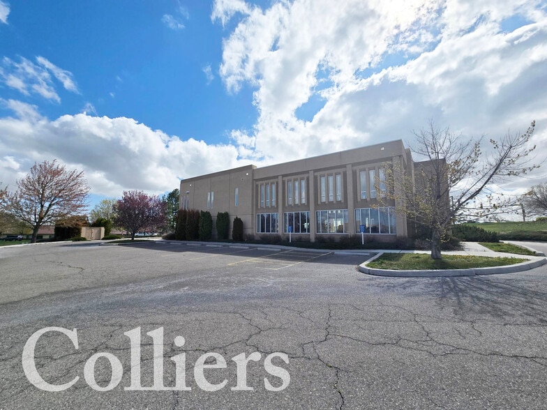 More Photos Of 1715 Pole Line Rd E, Twin Falls Bank For Sale