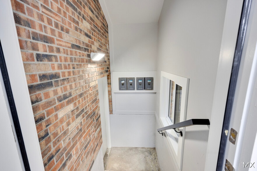 More Photos Of 1860 Prairie Pky SW, Wyoming Apartments For Sale