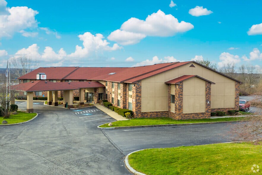 Primary Photo Of 2700 Wilson Rd, West Middlesex Hotel For Sale