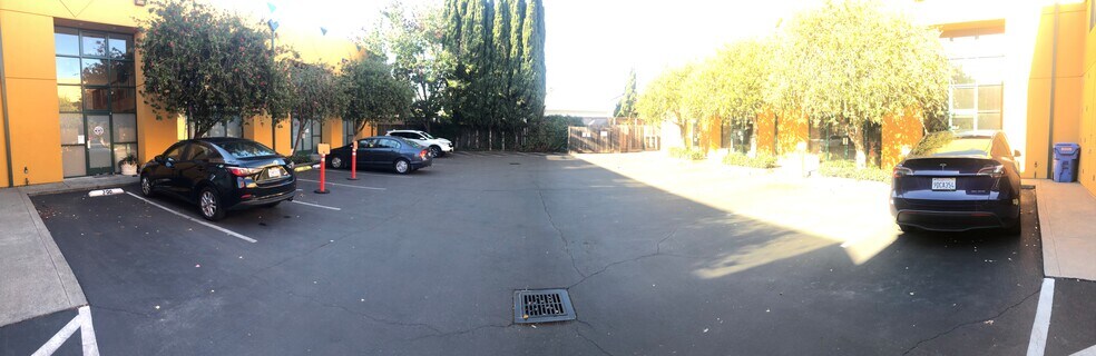 More Photos Of 2930 Shattuck Ave, Berkeley Office For Lease