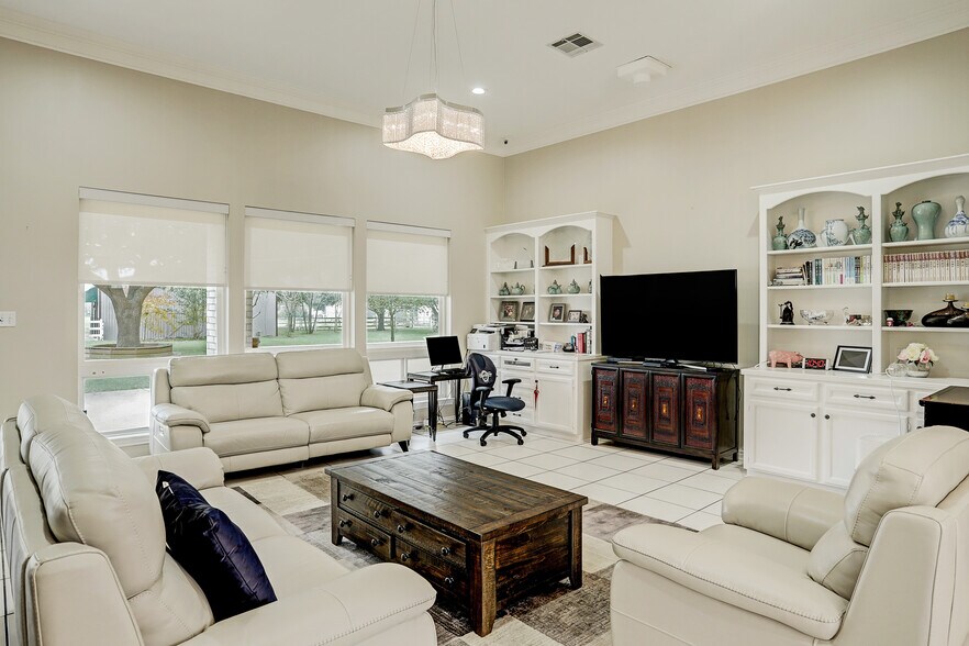 More Photos Of 20275 Fm 2920 Rd, Tomball Light Distribution For Sale