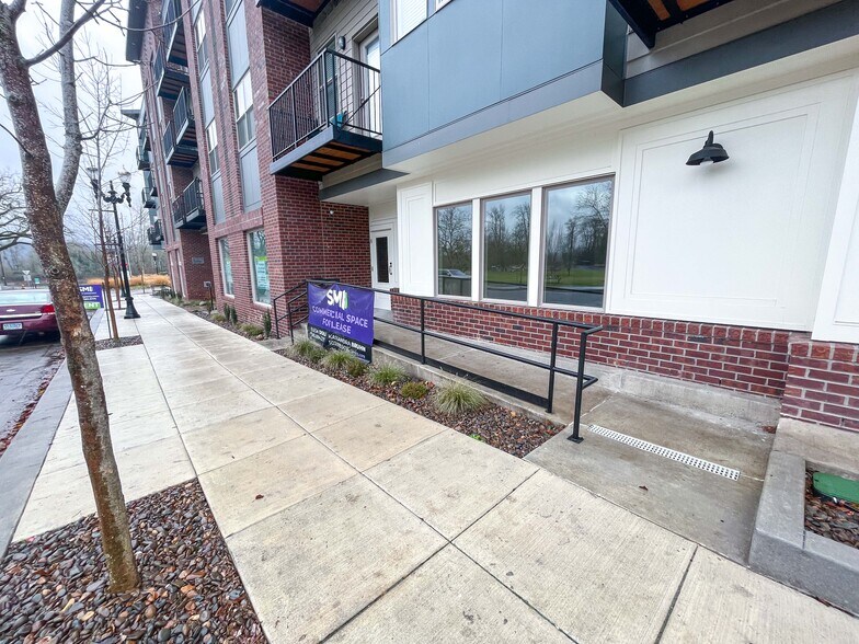 More Photos Of 107 C Street, Independence Apartments For Lease