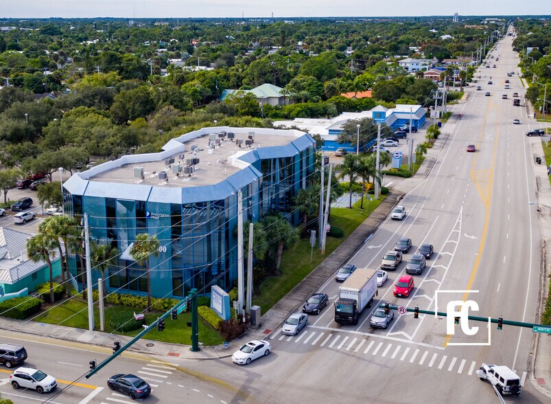More Photos Of 2100 SE Ocean Blvd, Stuart Medical For Lease