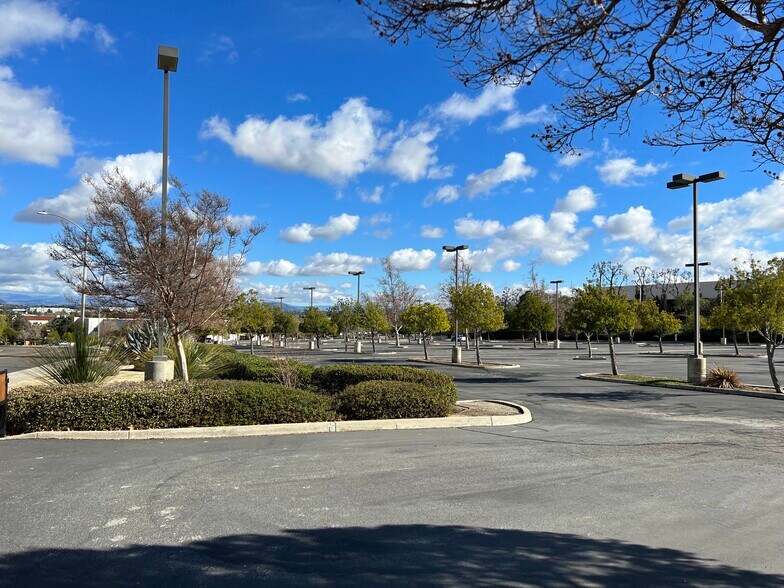 More Photos Of Zevo Dr, Temecula Land For Sale