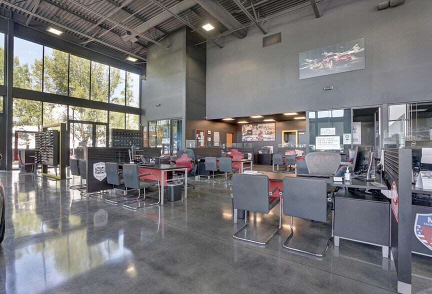 More Photos Of 9829 Research Dr, Irvine Auto Dealership For Lease