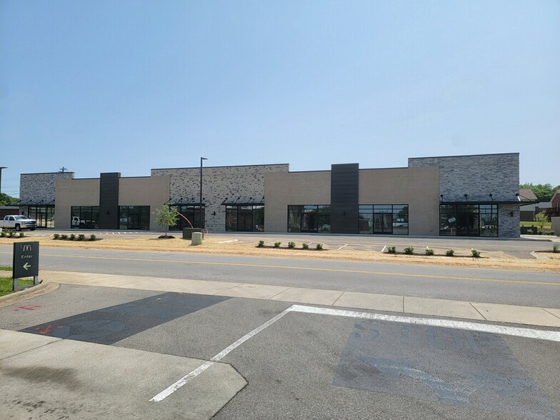 3900 Hollingwood Blvd, Clarksville, TN 37040 - Retail For Lease ...