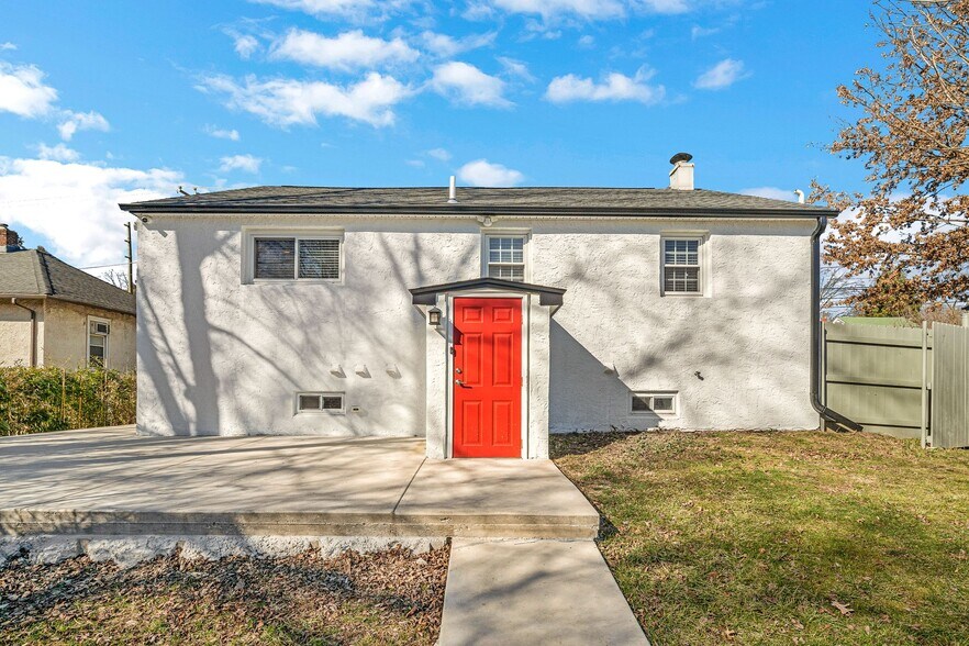 More Photos Of 2952-2954 Dekalb Pike, East Norriton Township Apartments For Sale