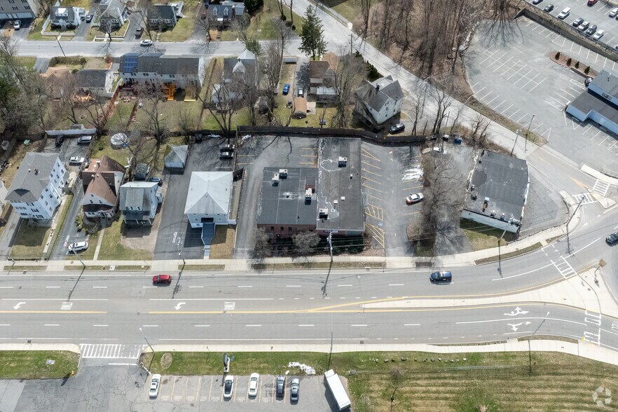 More Photos Of 631 Lincoln St, Worcester Medical For Lease