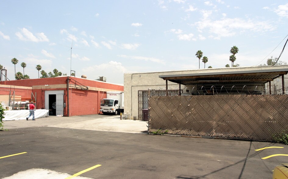 More Photos Of 3637 San Fernando Rd, Glendale Freestanding For Sale